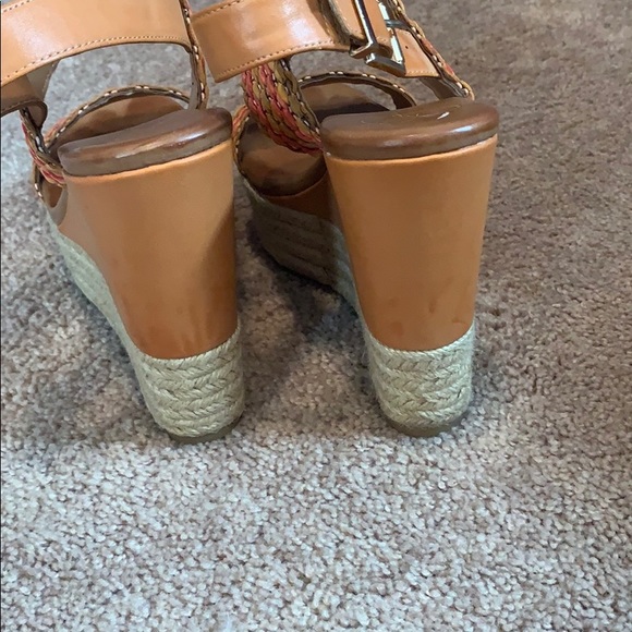 Jessica Simpson platform wedge - Picture 7 of 7